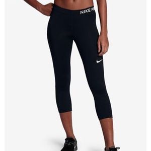 Nike Dri-Fit Capri Leggings
